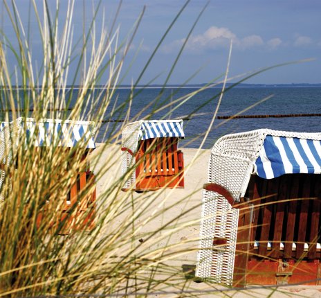 Strandkörbe auf Rügen © pixabay.com/enricostueber