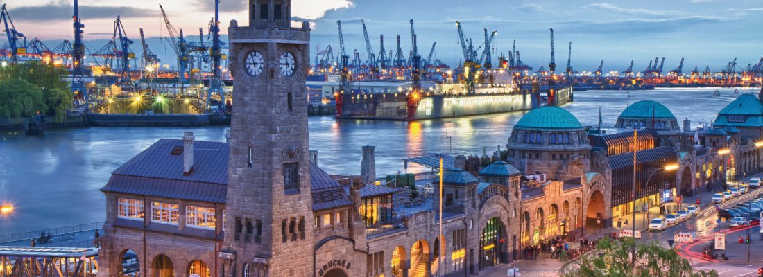 Landungsbrücken in Hamburg