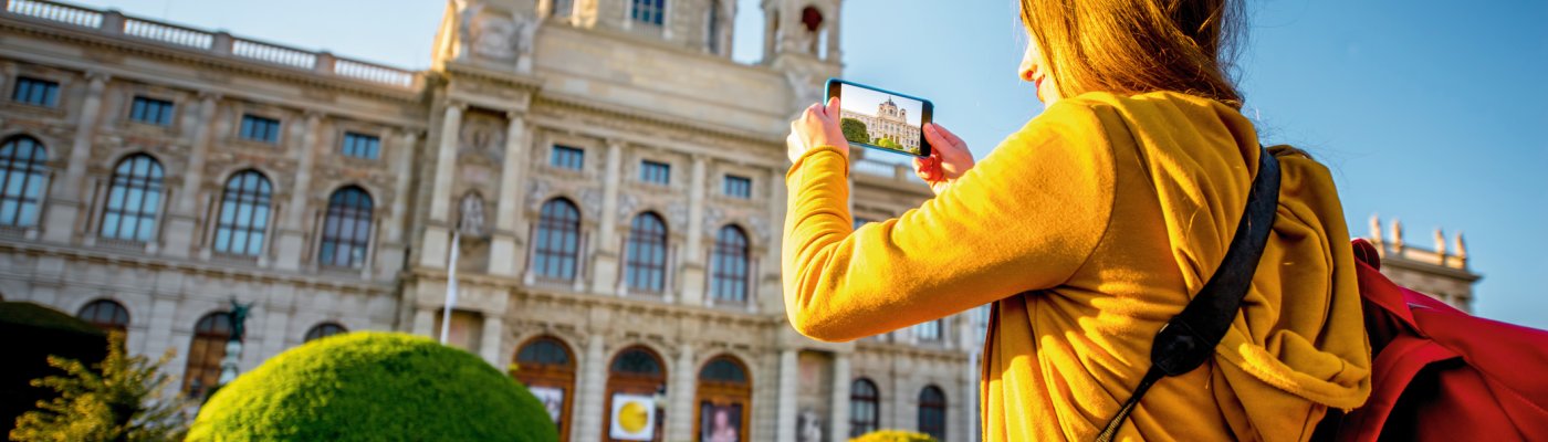 Wien ab Forchheim Vor dem Kunstmuseum in Wien