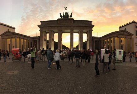 Sonnenuntergang am Brandenburger Tor, Berlin © Katalogwerkstatt GmbH/A. Schäfer