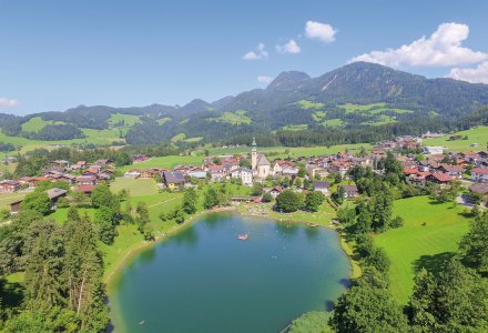 Blick auf Reith und Reither See © Alpbachtal Seenland Tourismus/Sedlak Matthias