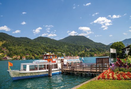 Schiffahrt auf dem Tegernsee © Sina Ettmer - stock.adobe.com