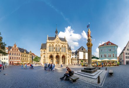 Rathaus am Fischmarkt in Erfurt © Sina Ettmer - stock.adobe.com