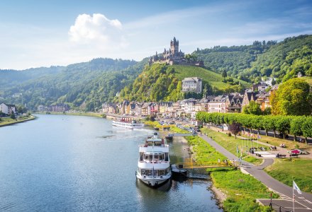 Cochem mit der Reichsburg © mh90photo - stock.adobe.com