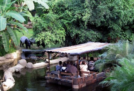 Zoo Leipzig - Bootsfahrt auf dem Urwaldfluss © Zoo Leipzig