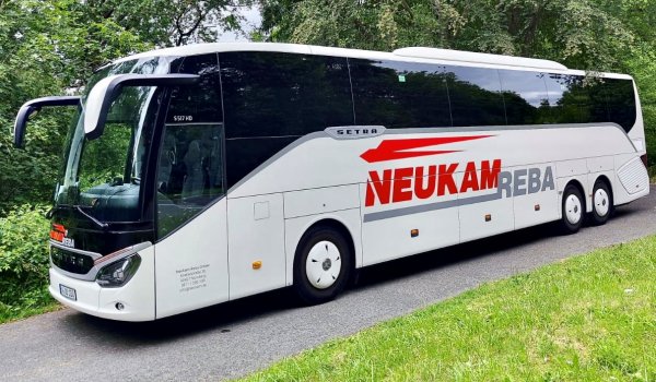Neukam-Reba Luxus-Reisebus 53-Sitzplätze