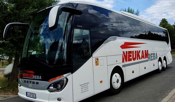 Neukam-Reba Luxus-Reisebus 49-Sitzplätze