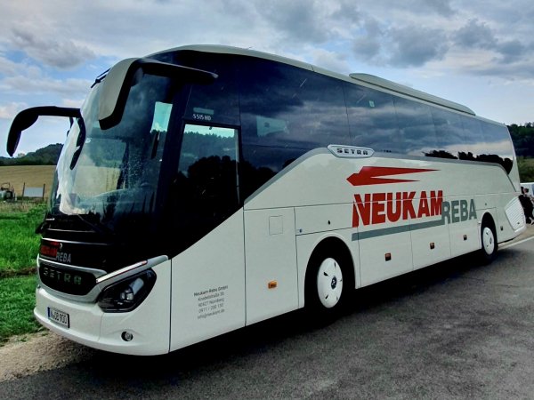 Neukam-Reba Luxus-Reisebus 45-Sitzplätze